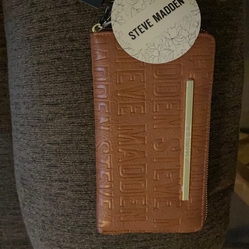 Brand New!!Steve Madden Wallet